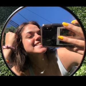 Meet your Posher, Mikayli